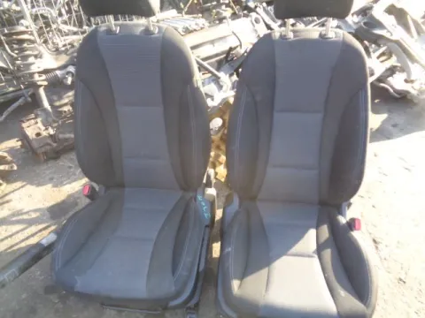 Καθίσματα εμπρόs με αερόσακο για HYUNDAI i30 (2015 - ) *Α* Καθίσματα εμπρόs με αερόσακο για HYUNDAI i30 (2015 - ) *Α*
