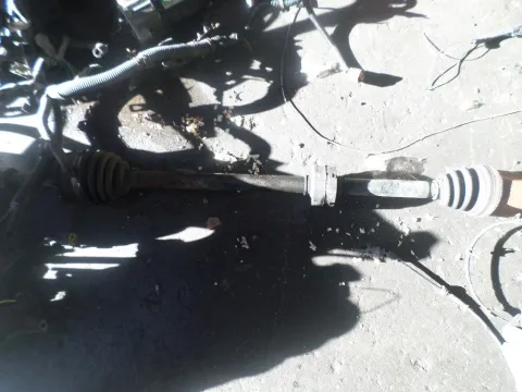 Ημιαξόνιο Εμπρός Δεξί Με ABS για NISSAN PRIMERA (2002 - 2007) (P12) Ημιαξόνιο Εμπρός Δεξί Με ABS για NISSAN PRIMERA (2002 - 2007) (P12)