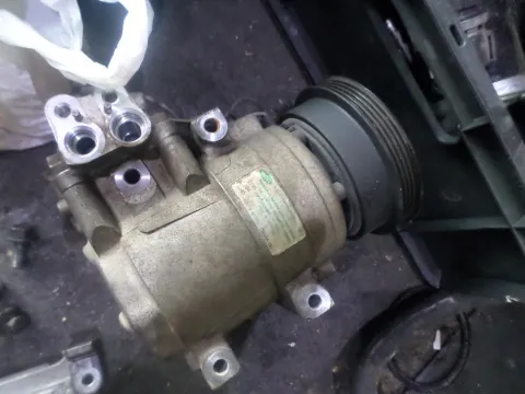 Συμπιεστής A-C (Κομπρέσορας) για HYUNDAI ACCENT (1999 - 2002) (CG) (LC) Συμπιεστής A-C (Κομπρέσορας) για HYUNDAI ACCENT (1999 - 2002) (CG) (LC)