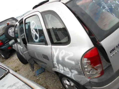 Τροπέτο Αμάξι κομπλέ δεν έχει μηχανή και σασμάν για OPEL CORSA (1993 - 2000) B Ηatchback - 5dr *Δ* -  Τροπέτο Αμάξι κομπλέ δεν έχει μηχανή και σασμάν για OPEL CORSA (1993 - 2000) B Ηatchback - 5dr *Δ* -