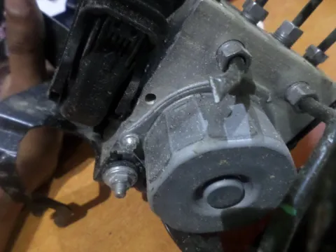 Μονάδα ABS 476601203R για RENAULT CAPTUR (2014 - ) Μονάδα ABS 476601203R για RENAULT CAPTUR (2014 - )