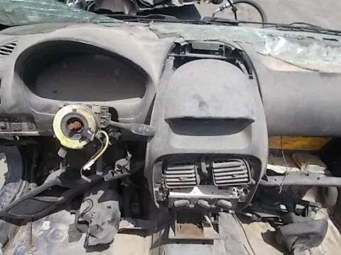 Τροπέτο Εμπρός Κουφάρι για MITSUBISHI CARISMA (1999 - 2004) (DA) *Α* - 