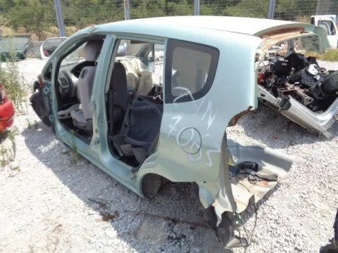Τροπέτο Πίσω Χωρίς Άξονα Με Θόλουs Και Σασί Χωρίς Μοκέτα για HONDA JAZZ (2002 - 2005) (GD) , (2005 - 2008) (GD)  *ΔΒ* -  Τροπέτο Πίσω Χωρίς Άξονα Με Θόλουs Και Σασί Χωρίς Μοκέτα για HONDA JAZZ (2002 - 2005) (GD) , (2005 - 2008) (GD)  *ΔΒ* -