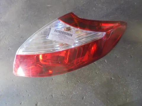 Φανάρι Πίσω Δεξί Ραγισμένο για RENAULT MEGANE (2008 - 2012) (KZ_) (BZ_) (BZ) Hatchback - 5dr , (DZ) Coupe - 3dr Φανάρι Πίσω Δεξί Ραγισμένο για RENAULT MEGANE (2008 - 2012) (KZ_) (BZ_) (BZ) Hatchback - 5dr , (DZ) Coupe - 3dr