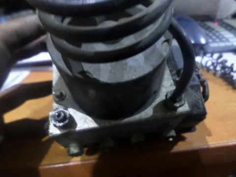 Μονάδα ABS 0265231502 για MITSUBISHI COLT (2005 - 2008 ) (CZ) Μονάδα ABS 0265231502 για MITSUBISHI COLT (2005 - 2008 ) (CZ)