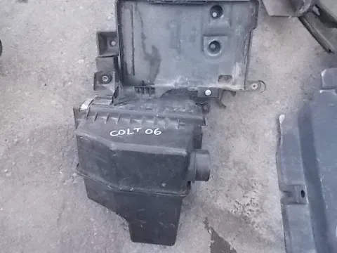 Φιλτροκούτι για MITSUBISHI COLT (2006 - 2009) (CZC) *Δ* *72753* Φιλτροκούτι για MITSUBISHI COLT (2006 - 2009) (CZC) *Δ* *72753*