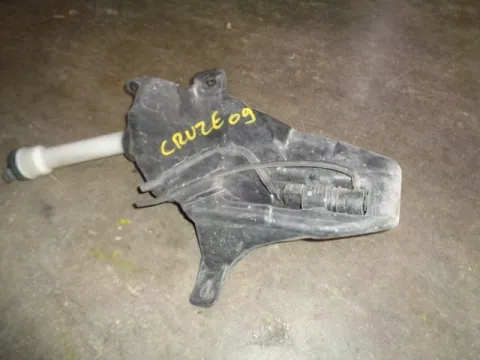 Δοχείο Υαλοκαθαριστήρων Με Μοτέρ για CHEVROLET - DAEWOO CRUZE (2009 - ) Δοχείο Υαλοκαθαριστήρων Με Μοτέρ για CHEVROLET - DAEWOO CRUZE (2009 - )