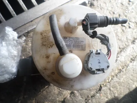 Αντλία Καυσίμου (Τρόμπα Βενζίνης) 3111007000 για HYUNDAI i10 (2008 - 2011) Αντλία Καυσίμου (Τρόμπα Βενζίνης) 3111007000 για HYUNDAI i10 (2008 - 2011)