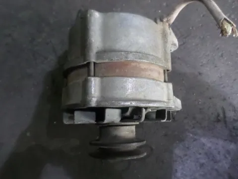 Δυναμό - Εναλλάκτης 0120488183184 για BMW 3 Series (1983 - 1987) (E30) Δυναμό - Εναλλάκτης 0120488183184 για BMW 3 Series (1983 - 1987) (E30)