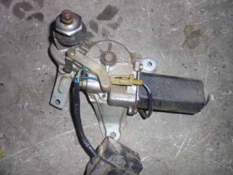 Μοτέρ Κίνησης Πίσω Υαλοκαθαριστήρων για TOYOTA STARLET (1990 - 1995) (EP80-2) Μοτέρ Κίνησης Πίσω Υαλοκαθαριστήρων για TOYOTA STARLET (1990 - 1995) (EP80-2)