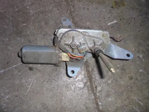 Μοτέρ Κίνησης Πίσω Υαλοκαθαριστήρων για SUZUKI BALENO (1994 - 1998) (SY) S-Wagon - 5dr , (1998 - 2001) (SY) Μοτέρ Κίνησης Πίσω Υαλοκαθαριστήρων για SUZUKI BALENO (1994 - 1998) (SY) S-Wagon - 5dr , (1998 - 2001) (SY)