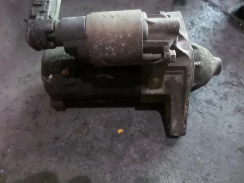 Μίζα για TOYOTA YARIS (1999 - 2002) (XP10) Μίζα για TOYOTA YARIS (1999 - 2002) (XP10)