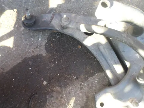 Ψαλίδι Εμπρός Αριστερό για MITSUBISHI COLT (2005 - 2008 ) (CZ) , (2008 - ) (JZ3) Ψαλίδι Εμπρός Αριστερό για MITSUBISHI COLT (2005 - 2008 ) (CZ) , (2008 - ) (JZ3)