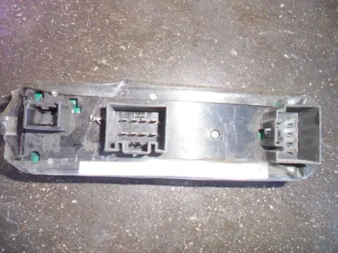 Διακόπτης Πόρτας Παραθύρων Κεντρικός Αριστερής 4πλός για FORD FIESTA (2008 - 2012) Mk6 (JA8) -  Διακόπτης Πόρτας Παραθύρων Κεντρικός Αριστερής 4πλός για FORD FIESTA (2008 - 2012) Mk6 (JA8) -