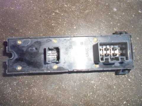 Διακόπτης Πόρτας Παραθύρων Κεντρικός Αριστερής 2πλός για FORD FOCUS (2004 - 2008) Mk2a (DA3 - C307) -  Διακόπτης Πόρτας Παραθύρων Κεντρικός Αριστερής 2πλός για FORD FOCUS (2004 - 2008) Mk2a (DA3 - C307) -