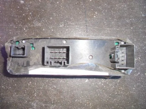 Διακόπτης Πόρτας Παραθύρων Κεντρικός Αριστερής 4πλός για FORD FIESTA (2008 - 2012) Mk6 (JA8) -  Διακόπτης Πόρτας Παραθύρων Κεντρικός Αριστερής 4πλός για FORD FIESTA (2008 - 2012) Mk6 (JA8) -