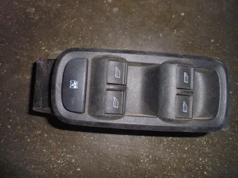 Διακόπτης Πόρτας Παραθύρων Κεντρικός Αριστερής 4πλός για FORD FIESTA (2008 - 2012) Mk6 (JA8)