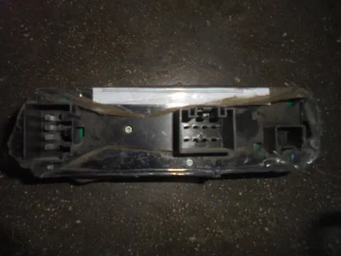 Διακόπτης Πόρτας Παραθύρων Κεντρικός Αριστερής 4πλός για FORD FIESTA (2008 - 2012) Mk6 (JA8) -  Διακόπτης Πόρτας Παραθύρων Κεντρικός Αριστερής 4πλός για FORD FIESTA (2008 - 2012) Mk6 (JA8) -