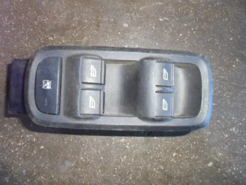 Διακόπτης Πόρτας Παραθύρων Κεντρικός Αριστερής 4πλός για FORD FIESTA (2008 - 2012) Mk6 (JA8)