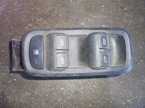 Διακόπτης Πόρτας Παραθύρων Κεντρικός Αριστερής 4πλός για FORD FIESTA (2008 - 2012) Mk6 (JA8)