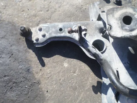 Ψαλίδι Εμπρός Αριστερό για ALFA ROMEO GIULIETTA (2010 - ) (940) Ψαλίδι Εμπρός Αριστερό για ALFA ROMEO GIULIETTA (2010 - ) (940)