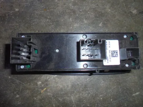 Διακόπτης Πόρτας Παραθύρων Κεντρικός Αριστερής 4ΠΛΟΣ για FORD FIESTA (2008 - 2012) Mk6 (JA8) -  Διακόπτης Πόρτας Παραθύρων Κεντρικός Αριστερής 4ΠΛΟΣ για FORD FIESTA (2008 - 2012) Mk6 (JA8) -