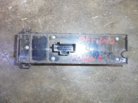 Διακόπτης Πόρτας Παραθύρων Κεντρικός Αριστερής 4ΠΛΟΣ για FORD FOCUS (2004 - 2008) Mk2a (DA3 - C307) - 