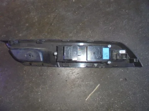 Διακόπτης Πόρτας Παραθύρων Κεντρικός Αριστερής 4ΠΛΟΣ για SUZUKI SWIFT (2012 - ) ( ) -  Διακόπτης Πόρτας Παραθύρων Κεντρικός Αριστερής 4ΠΛΟΣ για SUZUKI SWIFT (2012 - ) ( ) -