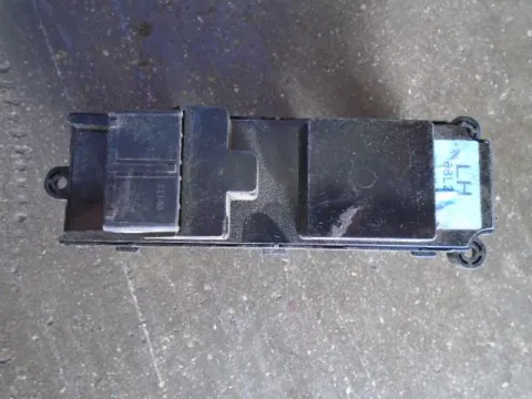 Διακόπτης Πόρτας Παραθύρων Κεντρικός Αριστερής 4πλός για SUZUKI SWIFT (2012 - ) ( ) -  Διακόπτης Πόρτας Παραθύρων Κεντρικός Αριστερής 4πλός για SUZUKI SWIFT (2012 - ) ( ) -