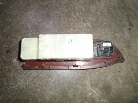 Διακόπτης Πόρτας Παραθύρων Κεντρικός Αριστερής 4πλός για SUZUKI GRAND VITARA (2006 - 2009) (JB) , (2009 - 2012) (JB) - 