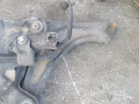 Ψαλίδι Εμπρός Δεξί για CITROEN C3 (2002 - 2006) (FC) , (2003 - 2006) PLURIEL (HB) Ψαλίδι Εμπρός Δεξί για CITROEN C3 (2002 - 2006) (FC) , (2003 - 2006) PLURIEL (HB)