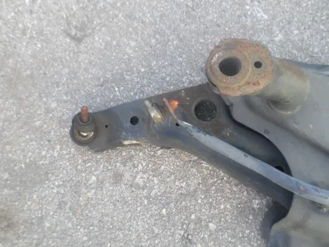 Ψαλίδι Εμπρός Αριστερό για SUZUKI ALTO (2009 - ) (GF) (FC31) Ψαλίδι Εμπρός Αριστερό για SUZUKI ALTO (2009 - ) (GF) (FC31)