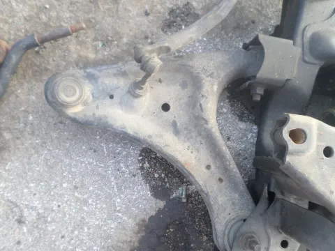 Ψαλίδι Εμπρός Αριστερό για DAIHATSU TERIOS (2006 - 2009) (J200)