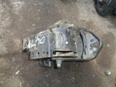 Βάση Μηχανής Δεξιά για SUZUKI ALTO (2002 - 2008) (RF) Βάση Μηχανής Δεξιά για SUZUKI ALTO (2002 - 2008) (RF)
