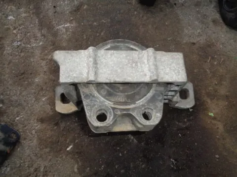 Βάση Μηχανής Δεξιά για FORD KA (2008 - ) (RU8) Βάση Μηχανής Δεξιά για FORD KA (2008 - ) (RU8)