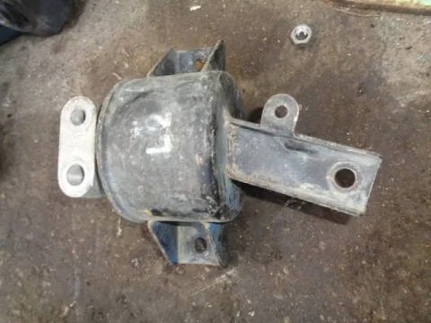 Βάση Μηχανής Δεξιά για CHEVROLET - DAEWOO KALOS (2003 - 2004) (T200) Βάση Μηχανής Δεξιά για CHEVROLET - DAEWOO KALOS (2003 - 2004) (T200)