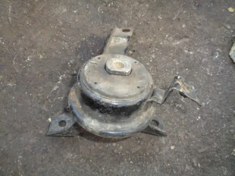 Βάση Μηχανής Δεξιά για TOYOTA AVENSIS (1997 - 2000) (T220) Βάση Μηχανής Δεξιά για TOYOTA AVENSIS (1997 - 2000) (T220)