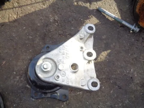 Βάση Μηχανής Δεξιά για SEAT IBIZA (2002 - 2006) (6LZ) Βάση Μηχανής Δεξιά για SEAT IBIZA (2002 - 2006) (6LZ)