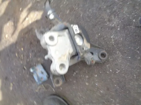 Βάση Μηχανής Δεξιά για TOYOTA COROLLA (2007 - 2010) , (2010 - 2013) Βάση Μηχανής Δεξιά για TOYOTA COROLLA (2007 - 2010) , (2010 - 2013)