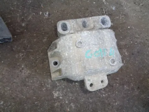 Βάση Μηχανής Δεξιά για VW GOLF (1998 - 2004) Mk4 (1J1) Βάση Μηχανής Δεξιά για VW GOLF (1998 - 2004) Mk4 (1J1)