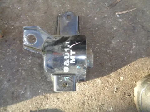 Βάση Μηχανής Δεξιά για HYUNDAI i10 (2008 - 2011) , (2012 - 2014) ( ) Βάση Μηχανής Δεξιά για HYUNDAI i10 (2008 - 2011) , (2012 - 2014) ( )