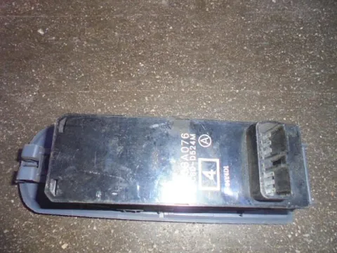 Διακόπτης Πόρτας Παραθύρων Κεντρικός Αριστερής 2ΠΛΟΣ για MITSUBISHI COLT (2005 - 2008 ) (CZ)