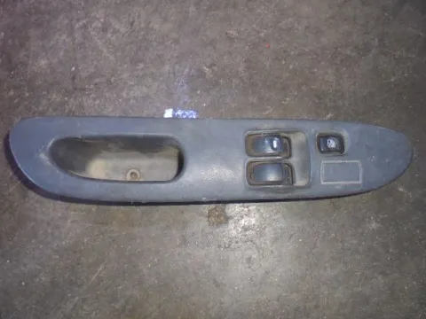 Διακόπτης Πόρτας Παραθύρων Κεντρικός Αριστερής 2ΠΛΟΣ για MITSUBISHI COLT (1999 - 2004) (CJ) -  Διακόπτης Πόρτας Παραθύρων Κεντρικός Αριστερής 2ΠΛΟΣ για MITSUBISHI COLT (1999 - 2004) (CJ) -