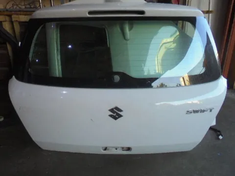 Πορτ-Μπαγκάζ για SUZUKI SWIFT (2006 - 2008) (RS) , (2008 - 2011) (RS) Πορτ-Μπαγκάζ για SUZUKI SWIFT (2006 - 2008) (RS) , (2008 - 2011) (RS)