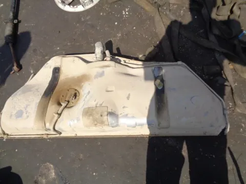 Δεξαμενή Καυσίμου (Ρεζερβουάρ) για CHEVROLET - DAEWOO ESPERO (1995 - 1999) (KLEJ)  *ΔΒ* Δεξαμενή Καυσίμου (Ρεζερβουάρ) για CHEVROLET - DAEWOO ESPERO (1995 - 1999) (KLEJ)  *ΔΒ*