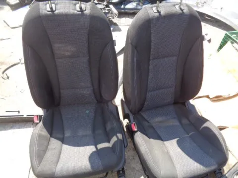 Καθίσματα εμπρόs με αερόσακο για HYUNDAI i30 (2015 - ) *Α* Καθίσματα εμπρόs με αερόσακο για HYUNDAI i30 (2015 - ) *Α*