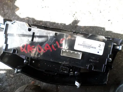Χειριστήρια Καλοριφέρ για NISSAN QASHQAI (2014 - ) -  Χειριστήρια Καλοριφέρ για NISSAN QASHQAI (2014 - ) -