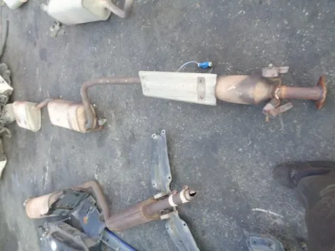 Καζανάκι Εξάτμισης Πίσω για FORD FOCUS (1998 - 2001) Mk1a *Α* Καζανάκι Εξάτμισης Πίσω για FORD FOCUS (1998 - 2001) Mk1a *Α*