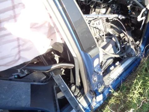 Τροπέτο Πίσω Με Άξονα Με Θόλουs Kαι Σασί για AUDI A4 (2001 - 2005) (8H) (8E) Sedan - 4dr , (2005 - 2008) (8E) (8H)  *ΔΒ* -  Τροπέτο Πίσω Με Άξονα Με Θόλουs Kαι Σασί για AUDI A4 (2001 - 2005) (8H) (8E) Sedan - 4dr , (2005 - 2008) (8E) (8H)  *ΔΒ* -