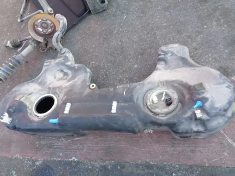 Δεξαμενή Καυσίμου (Ρεζερβουάρ) για BMW 3 Series (1999 - 2003) (E46) , (2003 - 2005)((E46 F-L) *ΔΒ* Δεξαμενή Καυσίμου (Ρεζερβουάρ) για BMW 3 Series (1999 - 2003) (E46) , (2003 - 2005)((E46 F-L) *ΔΒ*